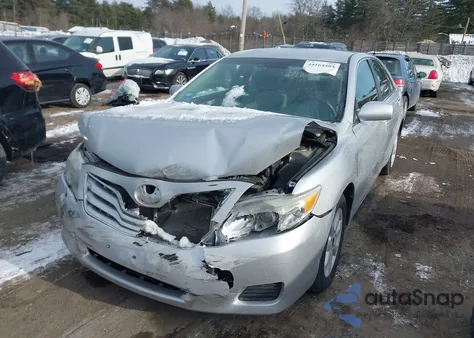 2011 Toyota Camry Le from USA, damaged, VIN 4T1BF3EK3BU750471